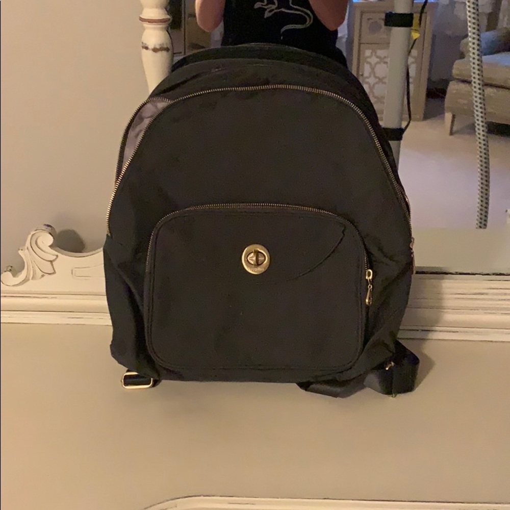 Baggallini backpack